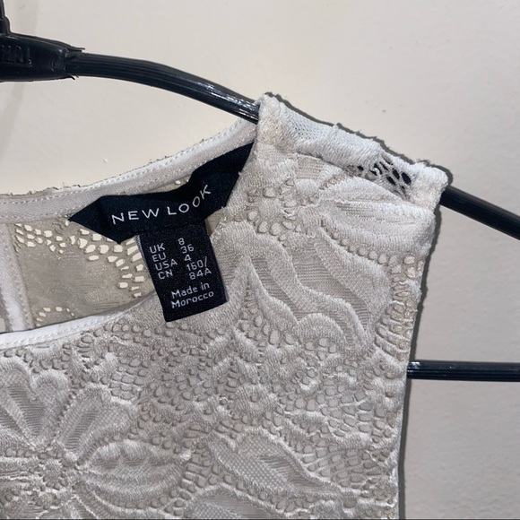 Extremely Pretty broiderie New Look top - Picture 5 of 6